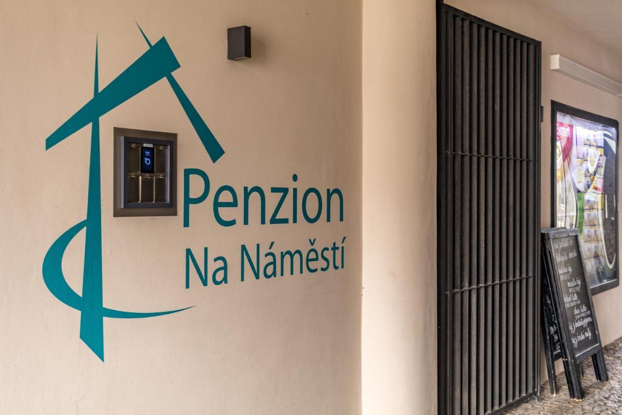 Penzion Na Namesti Dvůr Králové nad Labem Екстериор снимка